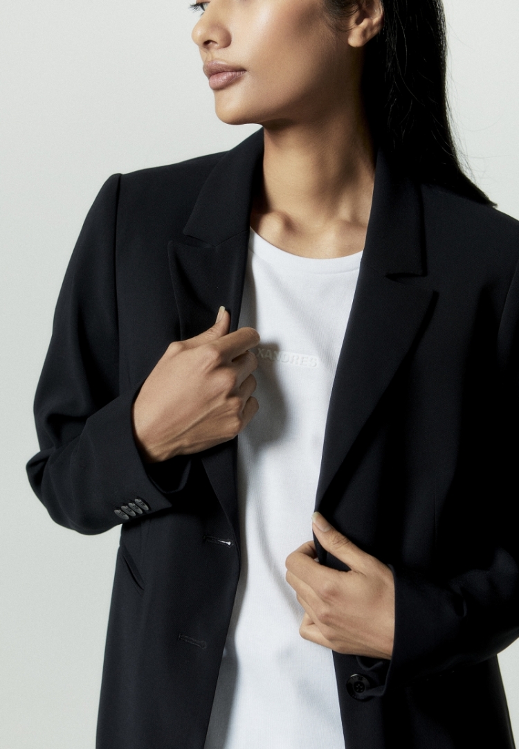 01573 8800 NAVY