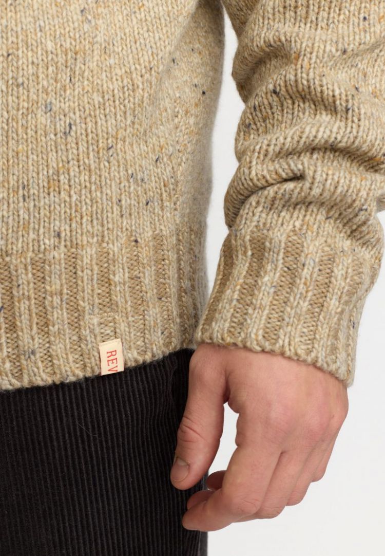 High-neck sweater off-white