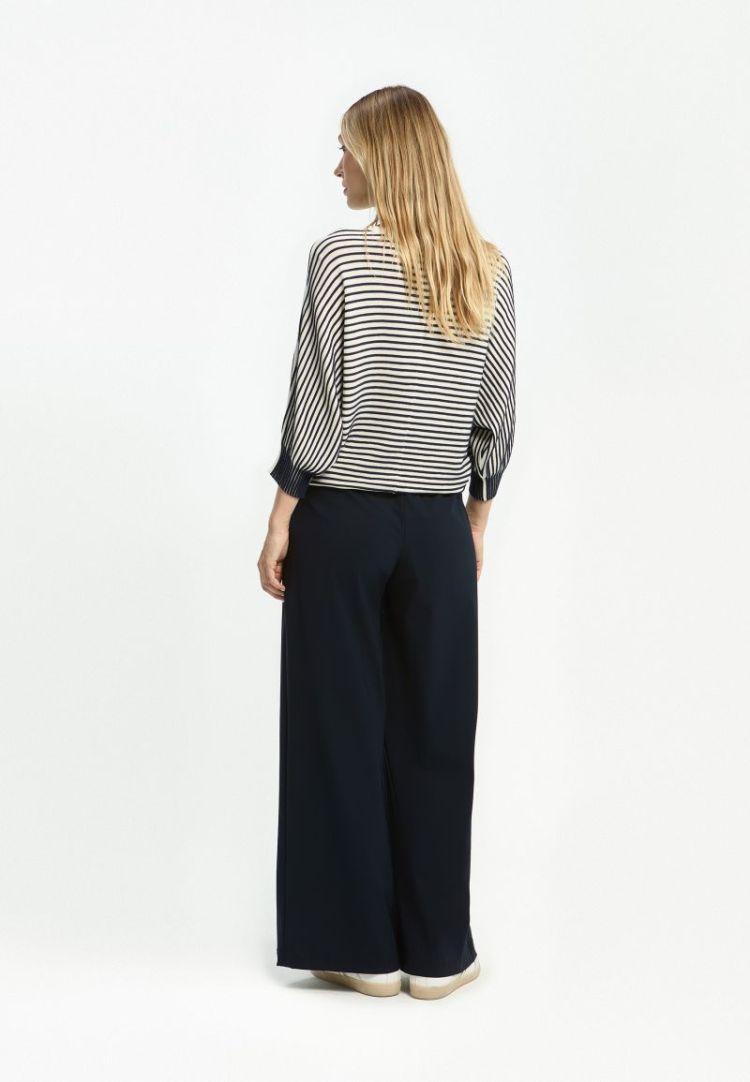 98565 8805 NAVY