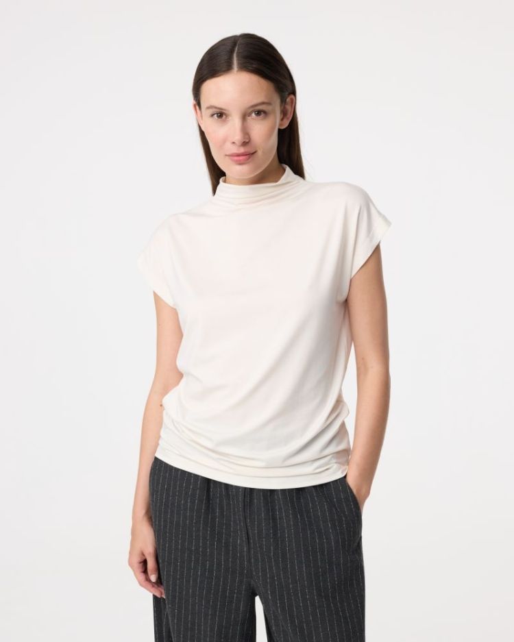 262P124 102-Off White