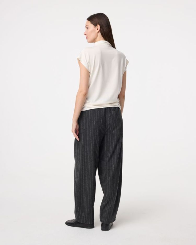 262P124 102-Off White