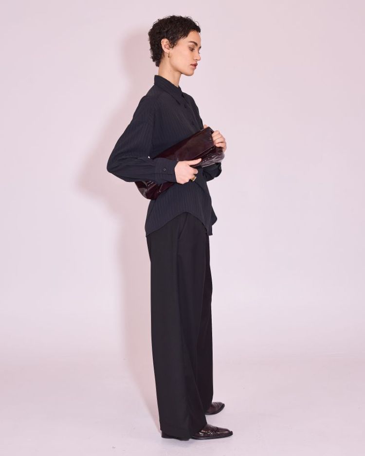 JAMES 999-Black