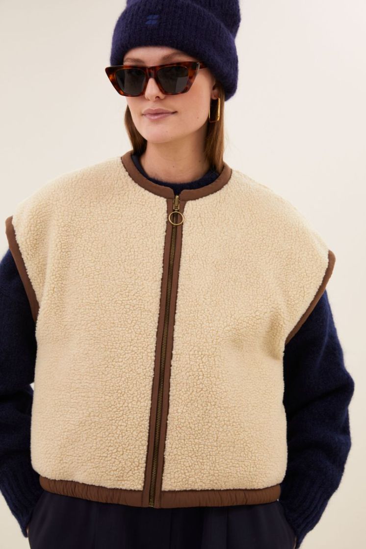 Gio Sleeveless jacket 1705-Hazel