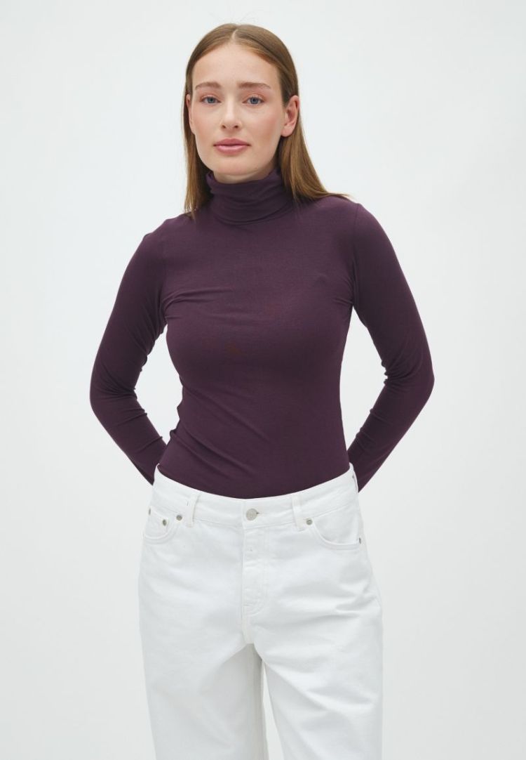 Ina, GG, Basic V69-Deep Purple
