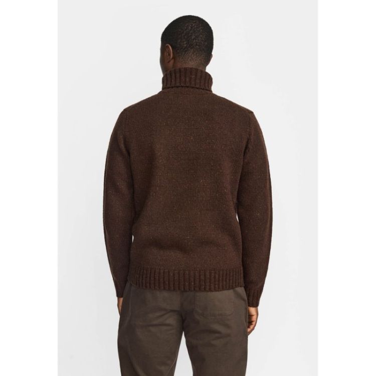 High-Neck Sweater Darkbrown